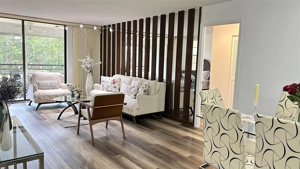 1200 Saint Charles Pl #209 Pembroke Pines, FL 33026