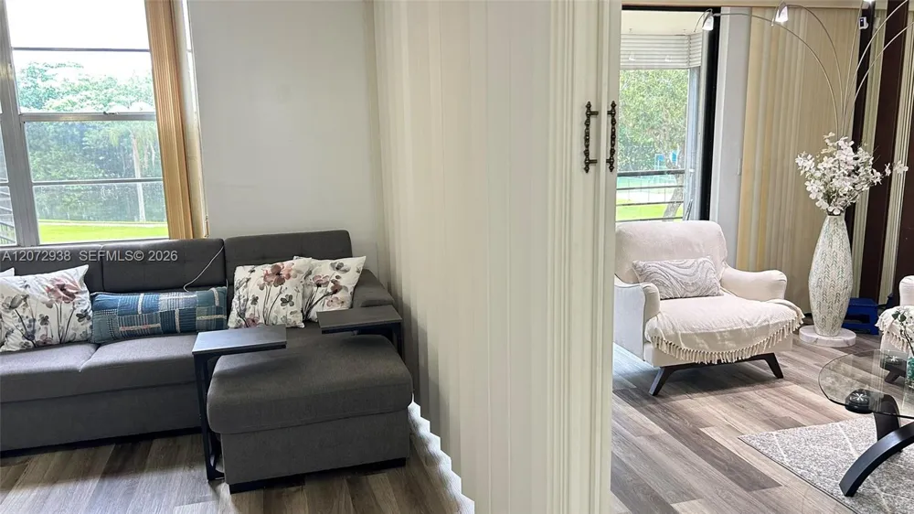 1200 Saint Charles Pl #209 Pembroke Pines, FL 33026