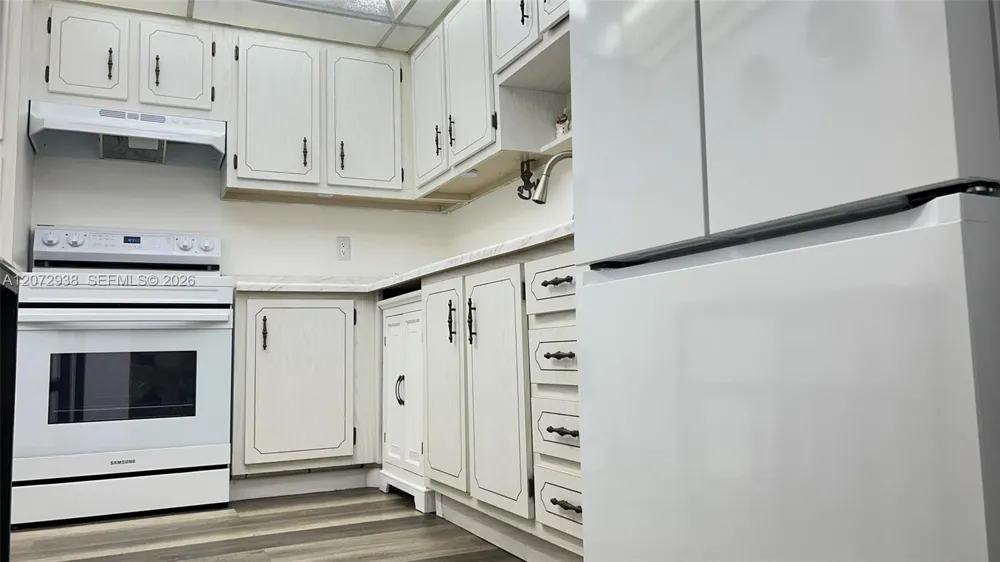 1200 Saint Charles Pl #209 Pembroke Pines, FL 33026