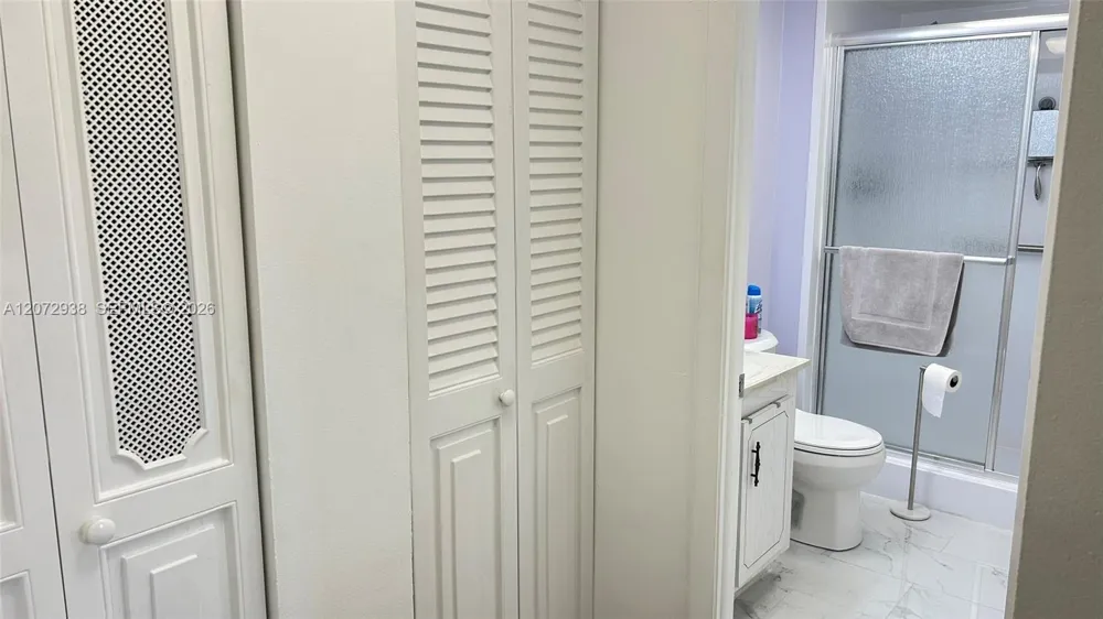 1200 Saint Charles Pl #209 Pembroke Pines, FL 33026