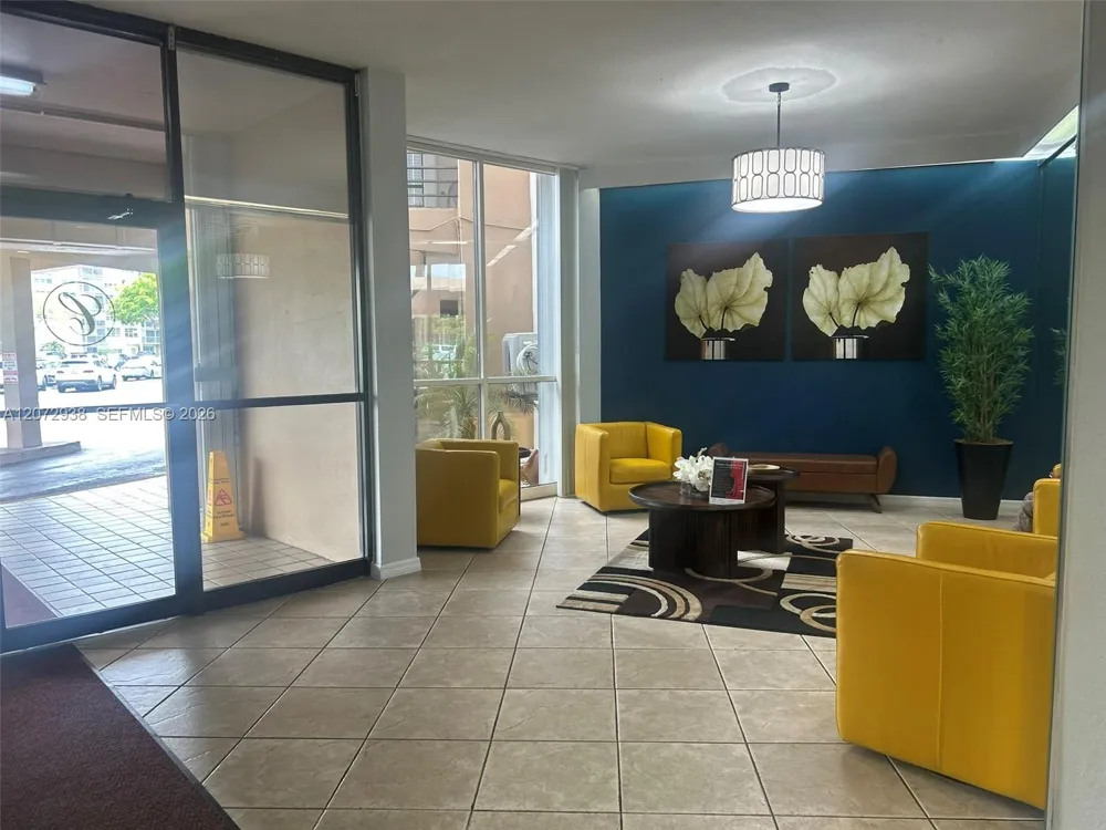 1200 Saint Charles Pl #209 Pembroke Pines, FL 33026