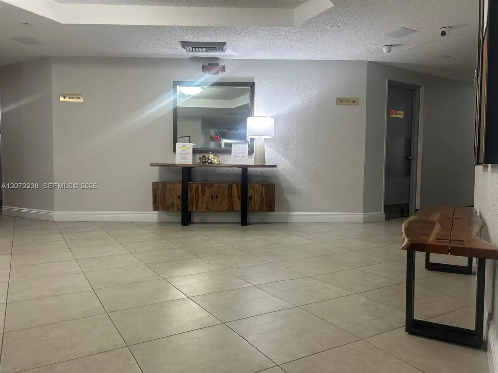 1200 Saint Charles Pl #209 Pembroke Pines, FL 33026