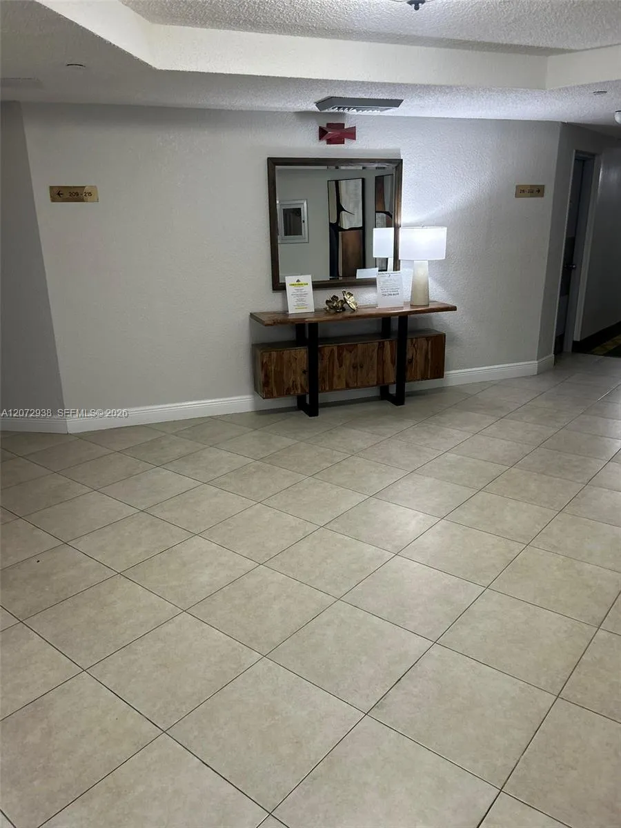 1200 Saint Charles Pl #209 Pembroke Pines, FL 33026