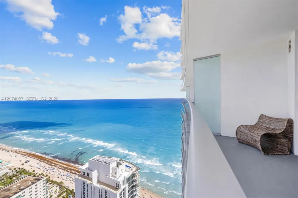 4111 S Ocean Dr #3706 Hollywood, FL 33019