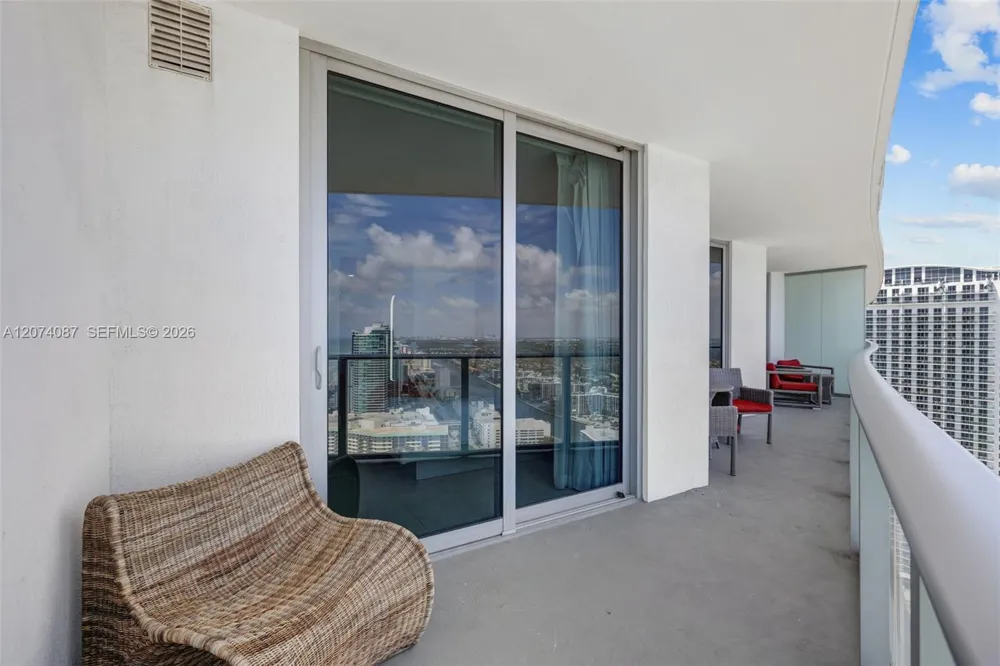 4111 S Ocean Dr #3706 Hollywood, FL 33019