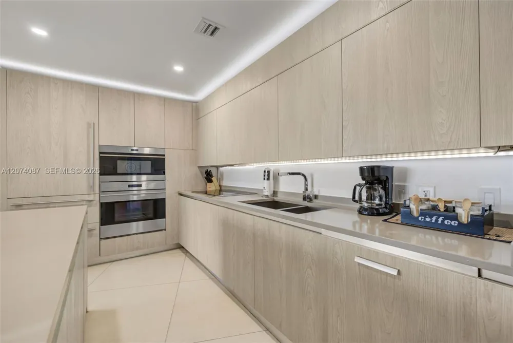 4111 S Ocean Dr #3706 Hollywood, FL 33019