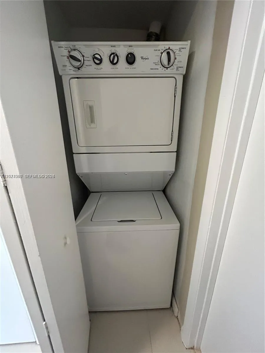 495 Brickell Ave #3609 Miami, FL 33131