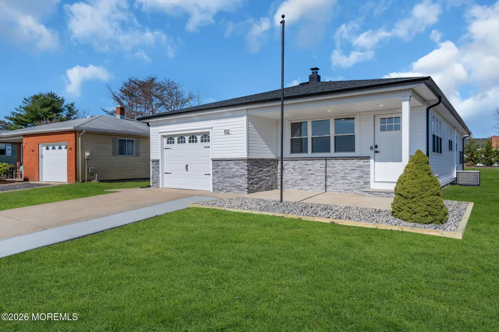 102 Bimini Drive Toms River, NJ 08757