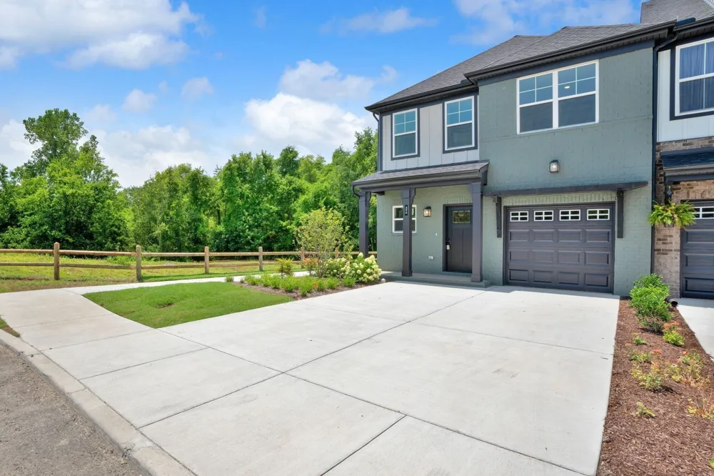 159 Rothwood PVT Drive Hendersonville, TN 37075
