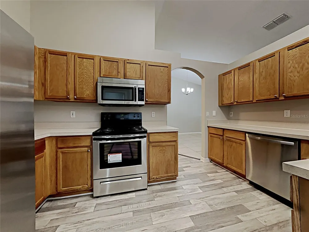 511 WELLESLY STREET Oviedo, FL 32765