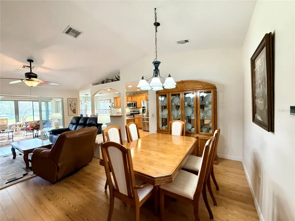 15669 SW 14TH AVENUE ROAD ocala, FL 34473