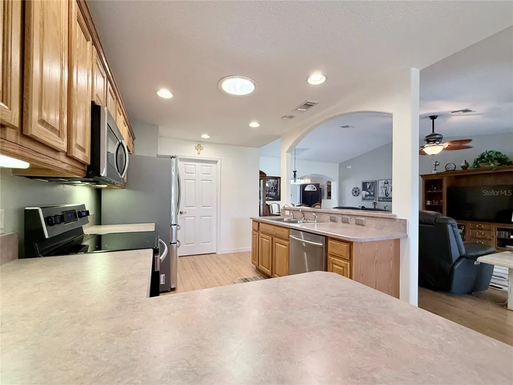 15669 SW 14TH AVENUE ROAD ocala, FL 34473