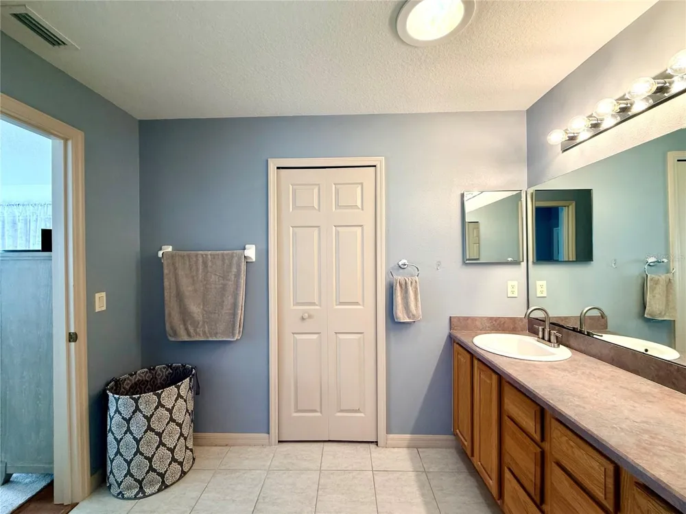 15669 SW 14TH AVENUE ROAD ocala, FL 34473