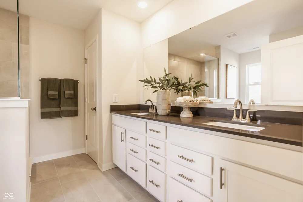 4877 Haven Ponds Drive McCordsville, IN 46055