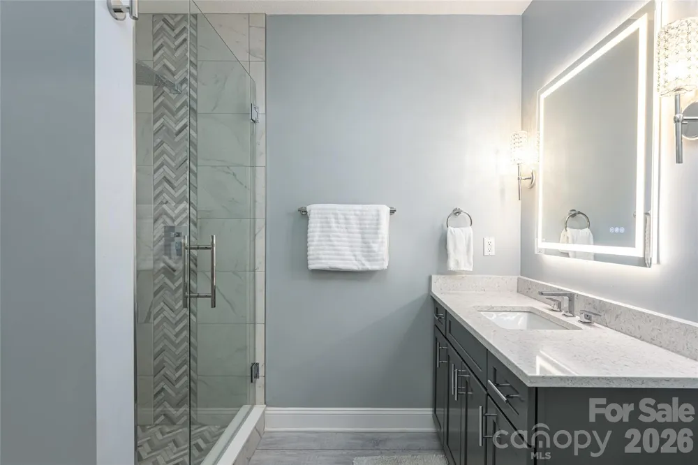153 Mills Place Asheville, NC 28804