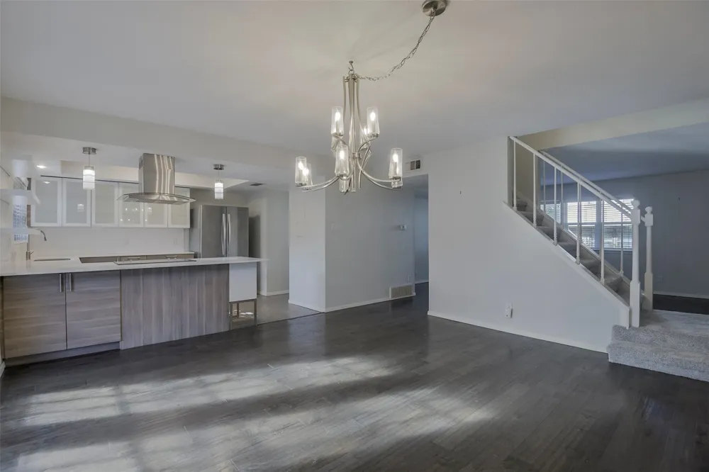 326 Westview Terrace Arlington, TX 76013