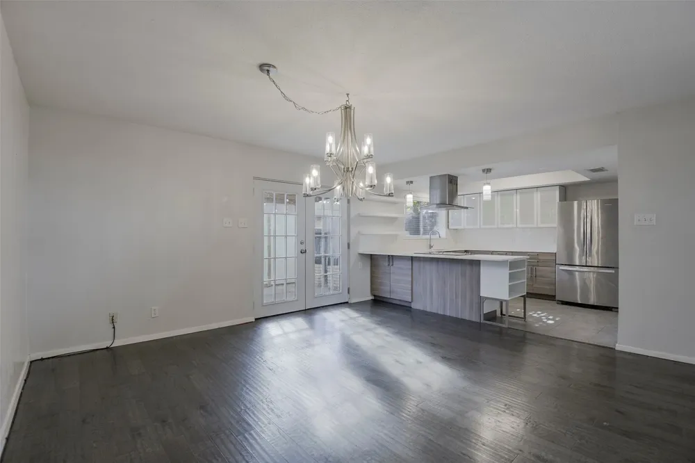 326 Westview Terrace Arlington, TX 76013
