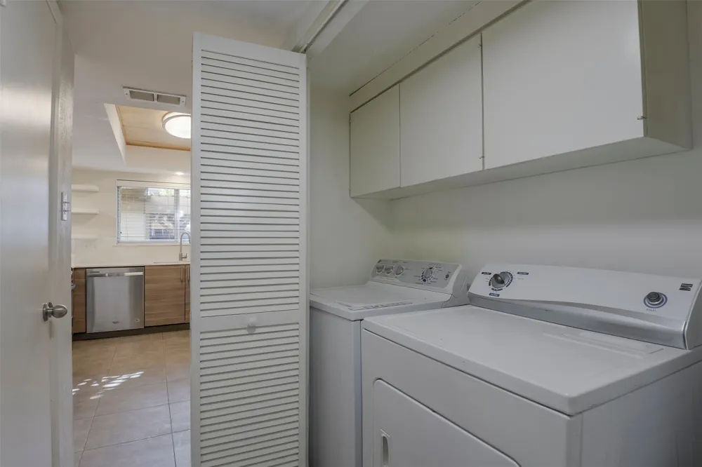 326 Westview Terrace Arlington, TX 76013
