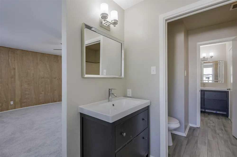 326 Westview Terrace Arlington, TX 76013
