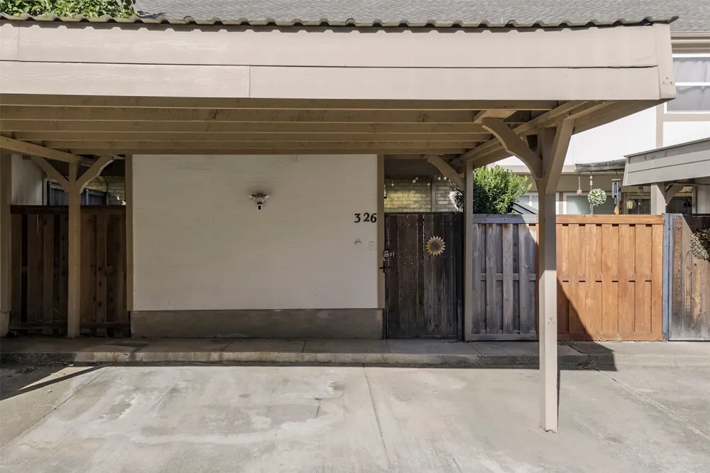 326 Westview Terrace Arlington, TX 76013