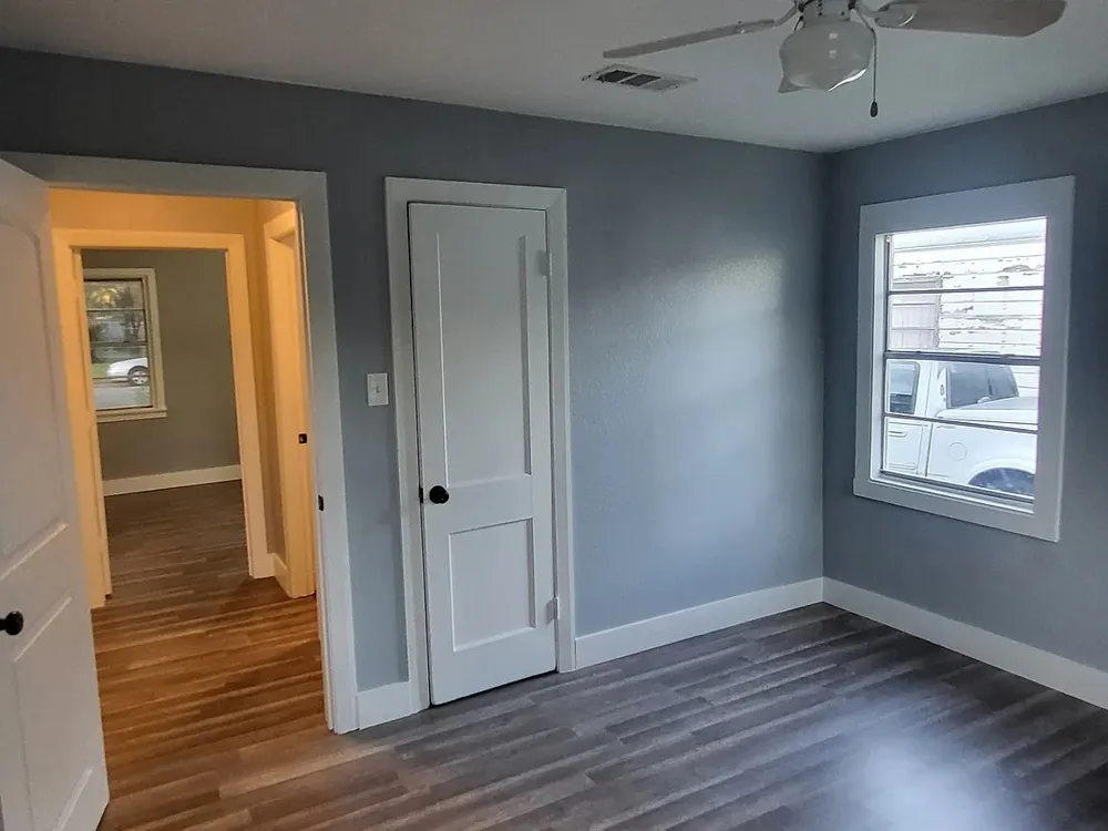 1933 Fort Worth Street Grand Prairie, TX 75050