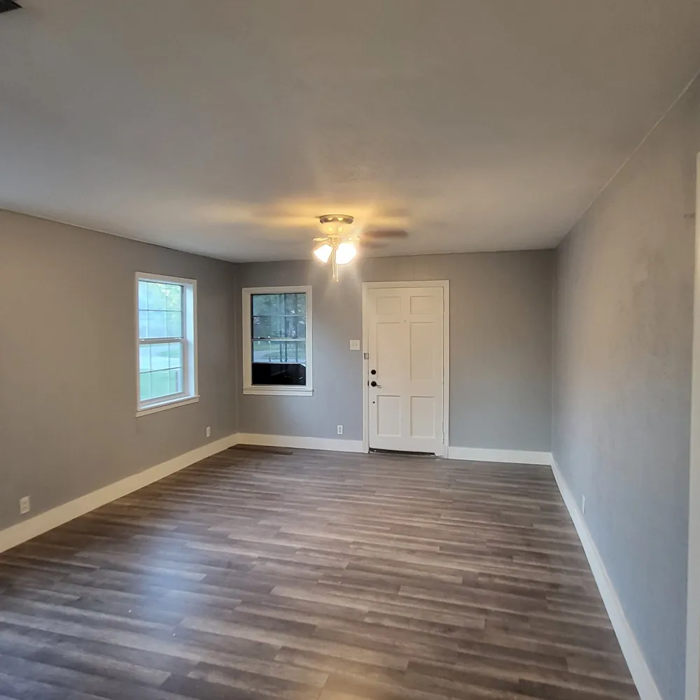 1933 Fort Worth Street Grand Prairie, TX 75050