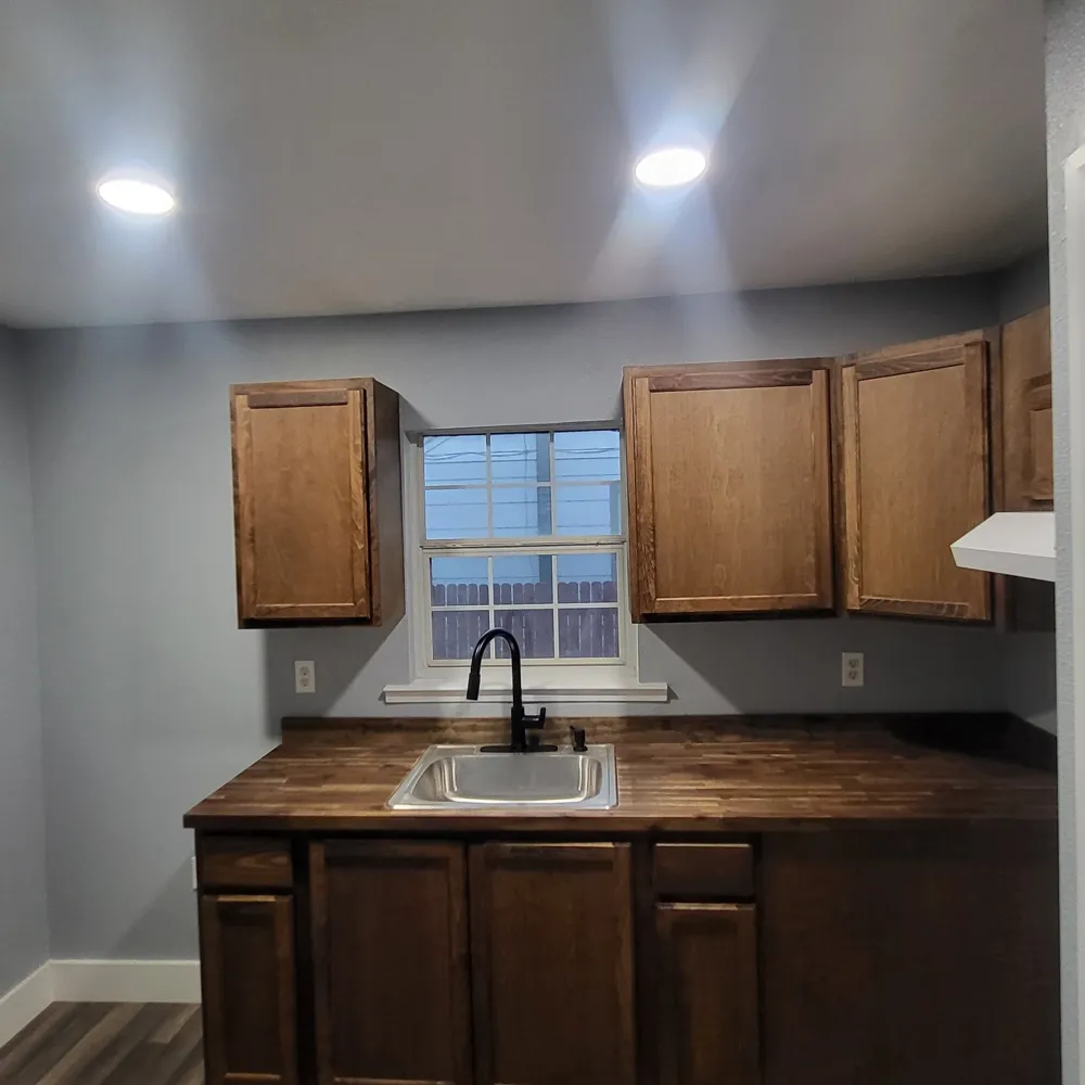 1933 Fort Worth Street Grand Prairie, TX 75050