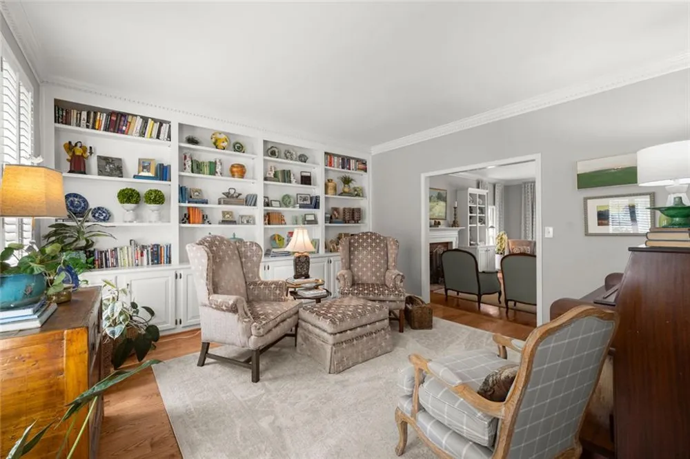 255 Tenth Fairway Roswell, GA 30076