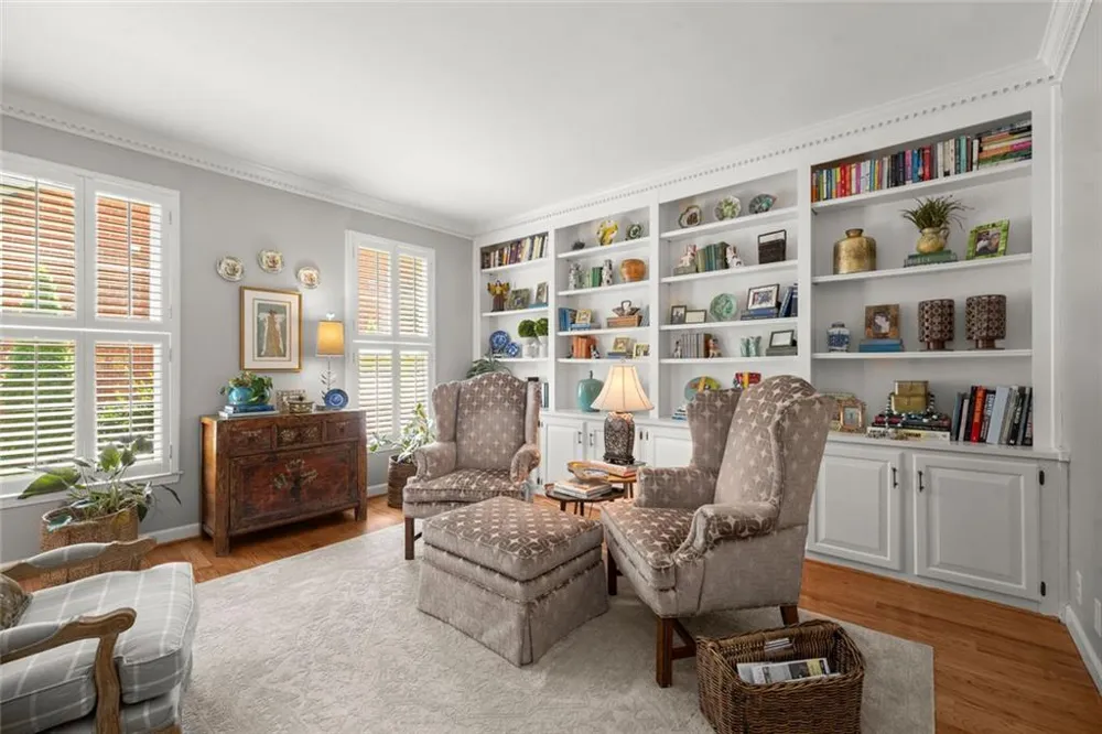 255 Tenth Fairway Roswell, GA 30076