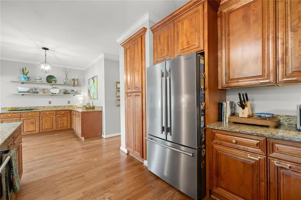 255 Tenth Fairway Roswell, GA 30076