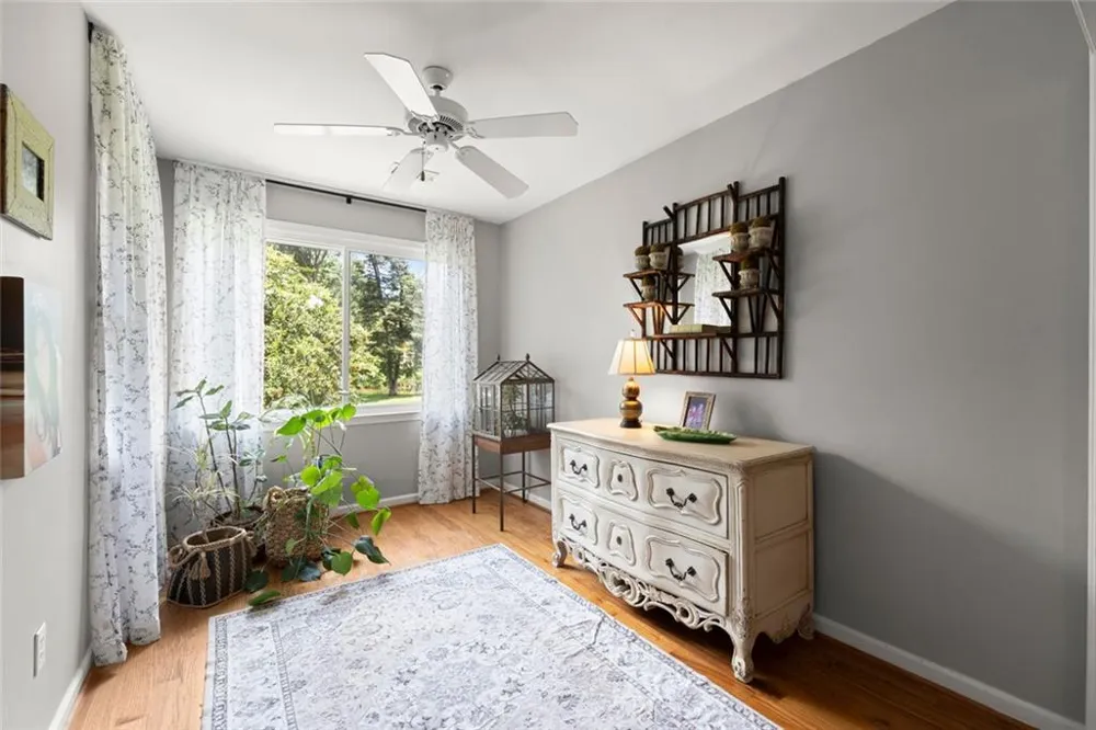 255 Tenth Fairway Roswell, GA 30076