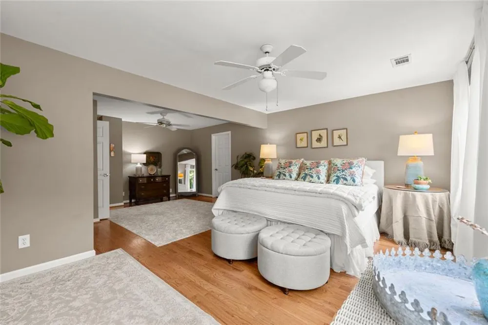 255 Tenth Fairway Roswell, GA 30076