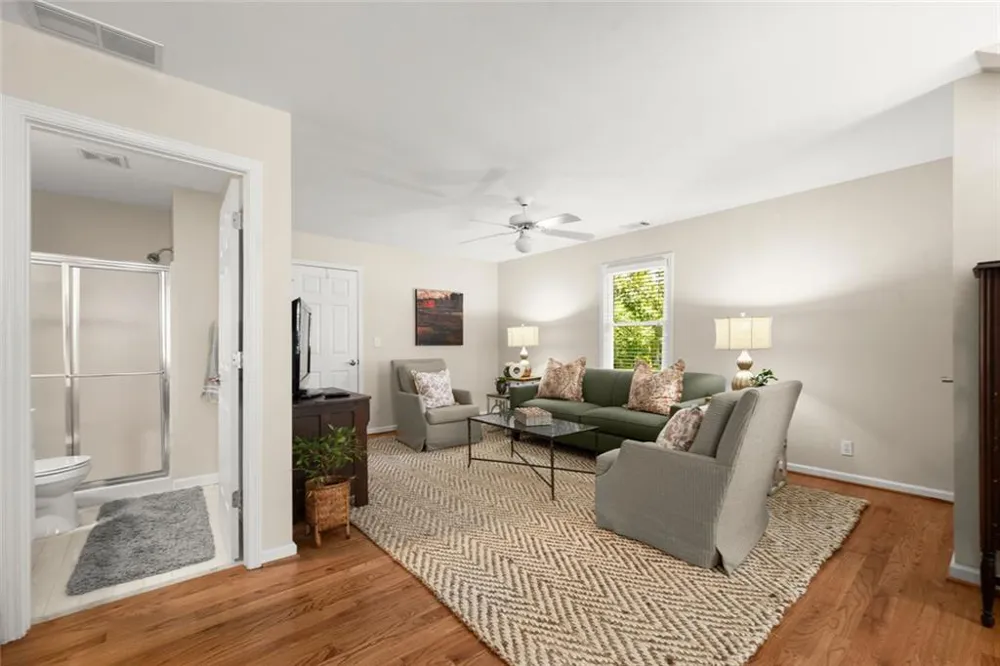 255 Tenth Fairway Roswell, GA 30076