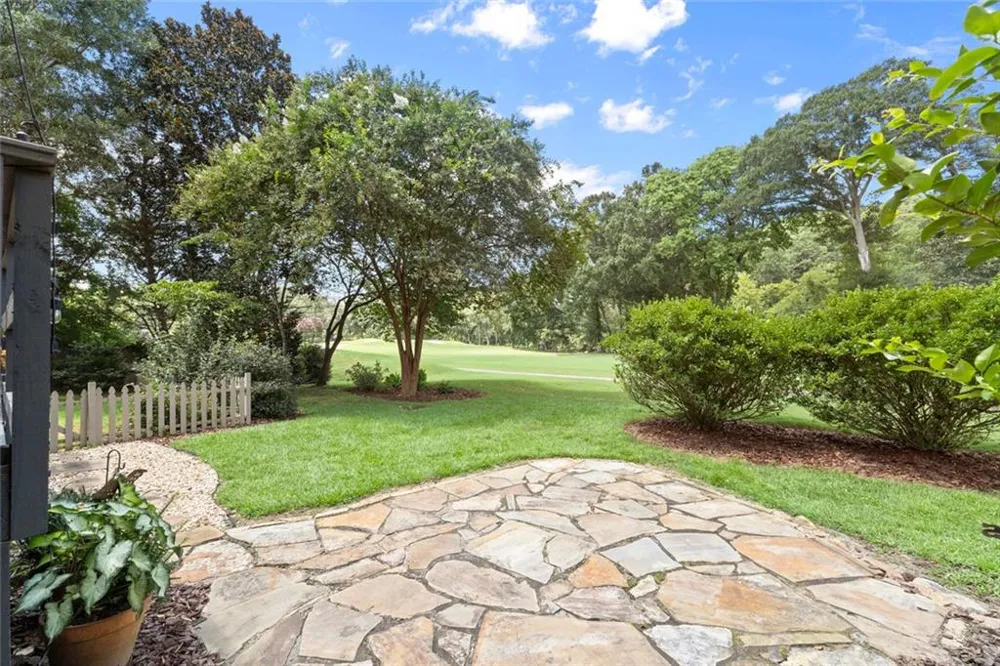 255 Tenth Fairway Roswell, GA 30076