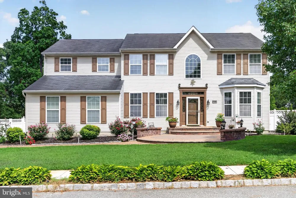 108 COPPERFIELD DRIVE Woodbury, NJ 08096