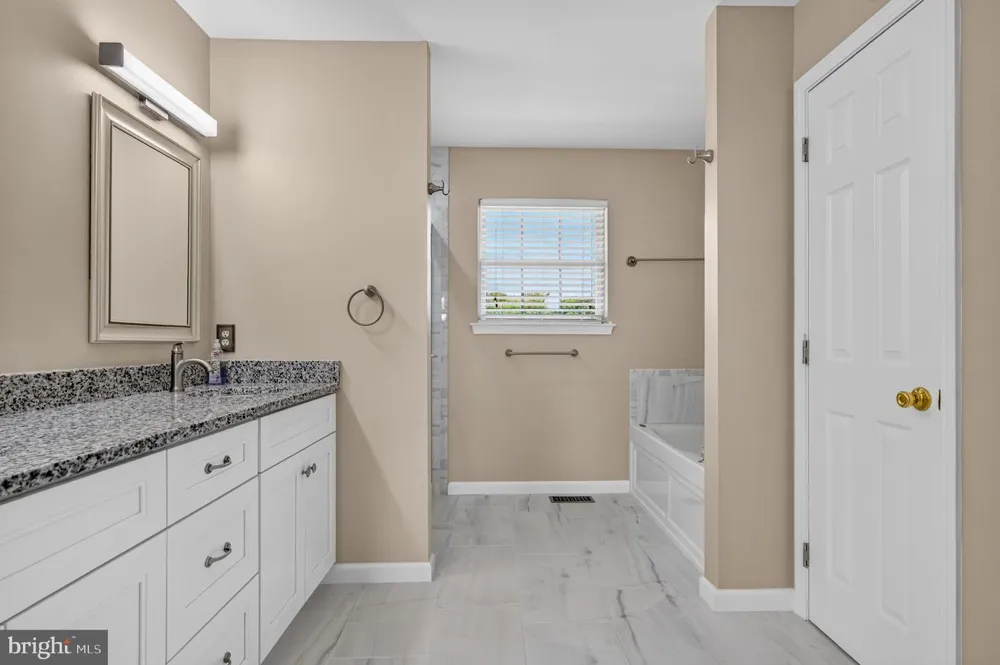 108 COPPERFIELD DRIVE Woodbury, NJ 08096