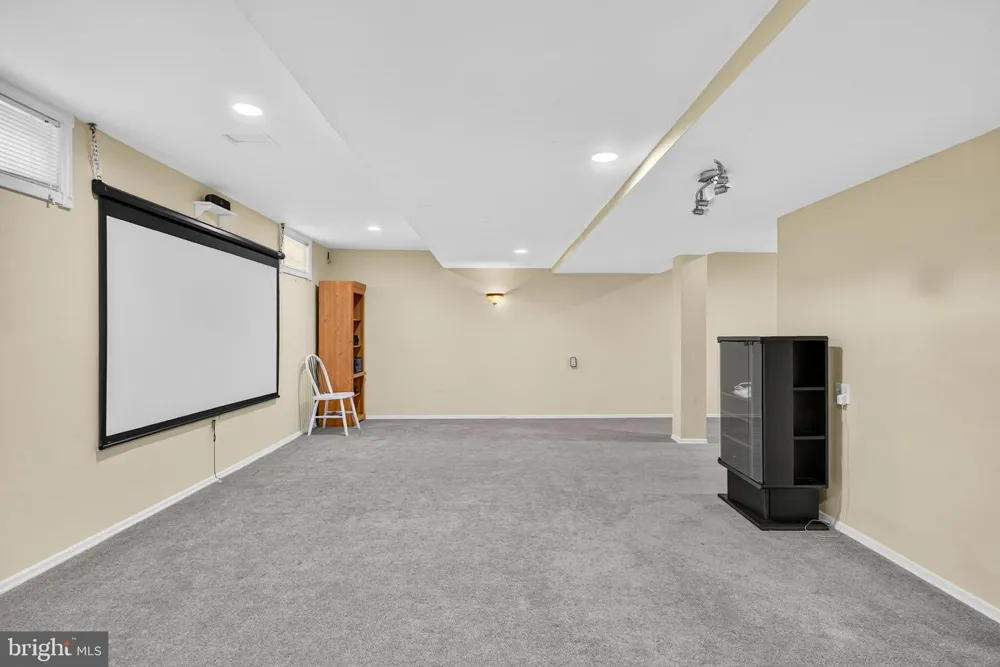 108 COPPERFIELD DRIVE Woodbury, NJ 08096