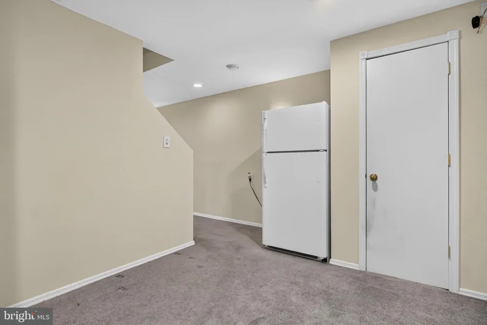 108 COPPERFIELD DRIVE Woodbury, NJ 08096