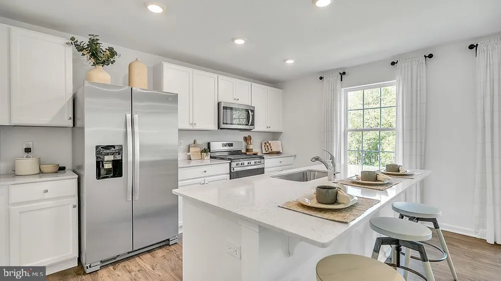 329 MONTEREY DRIVE Egg Harbor Township, NJ 08234