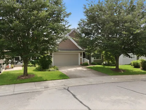 2175 Gray Oak Cove