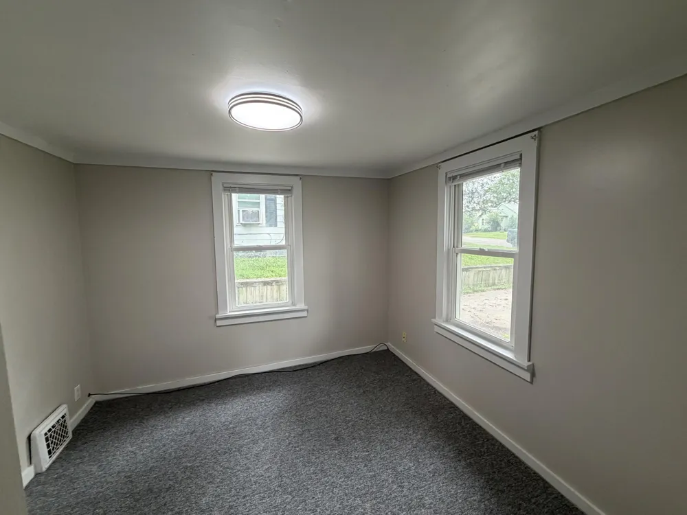 931 Pomeroy Street Kalamazoo, MI 49001