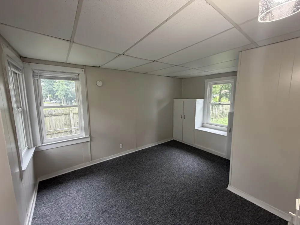 931 Pomeroy Street Kalamazoo, MI 49001