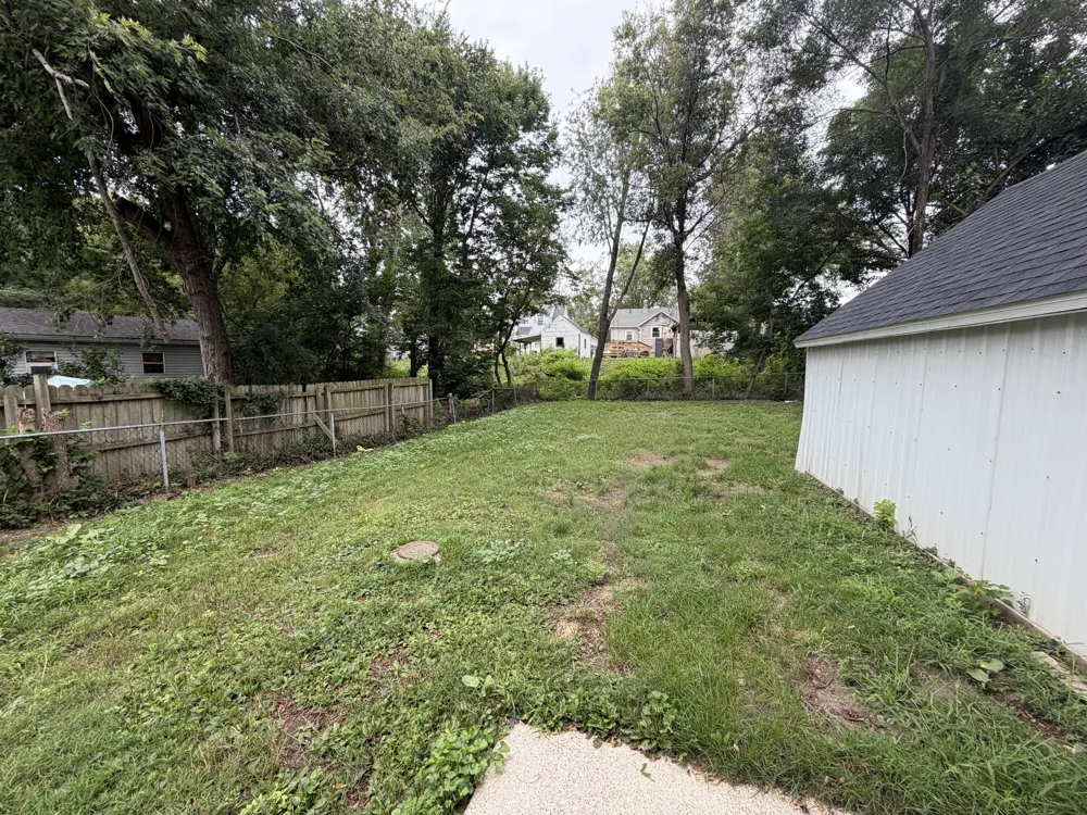 931 Pomeroy Street Kalamazoo, MI 49001