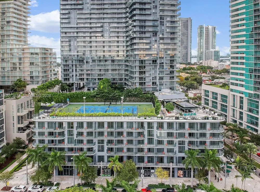 121 NE 34th St #2506A Miami, FL 33137