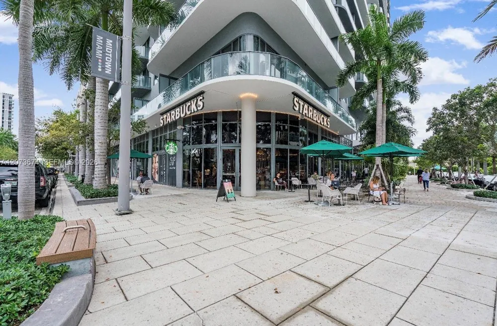 121 NE 34th St #2506A Miami, FL 33137