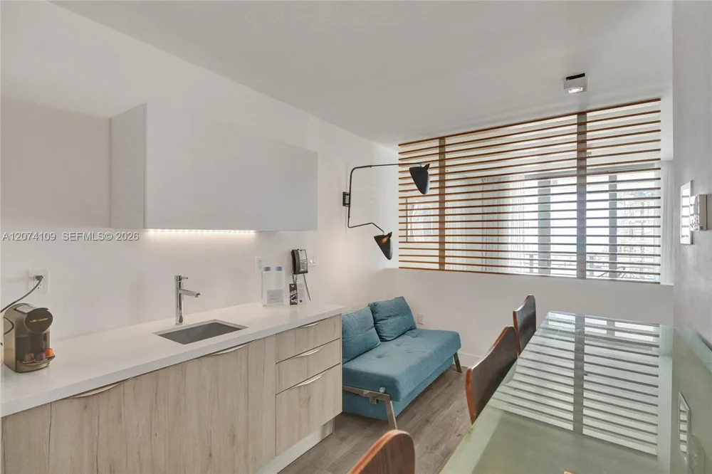 6080 Collins Ave #508 Miami Beach, FL 33140