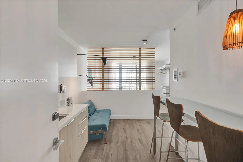 6080 Collins Ave #508 Miami Beach, FL 33140