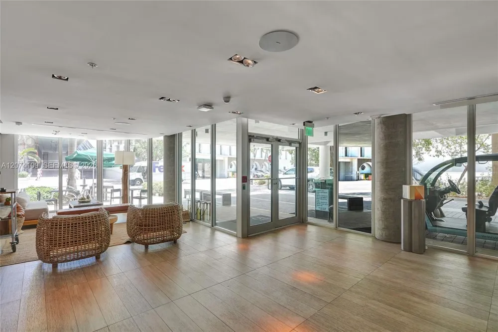 6080 Collins Ave #508 Miami Beach, FL 33140