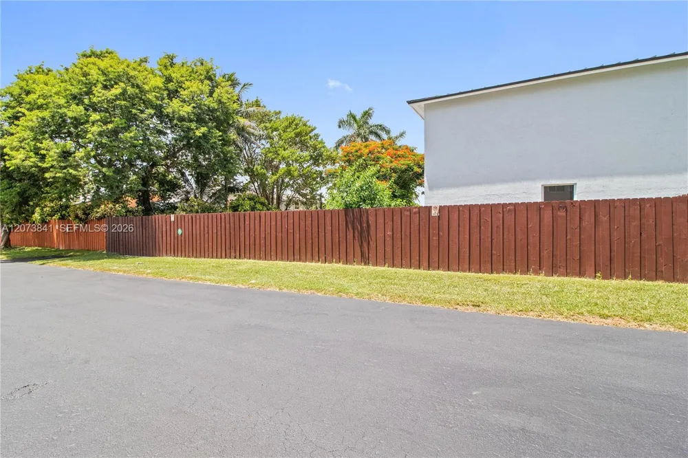 12072 SW 249th St Homestead, FL 33032