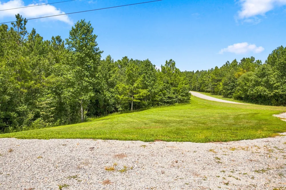 147 Howard Switch Rd Hohenwald, TN 38462
